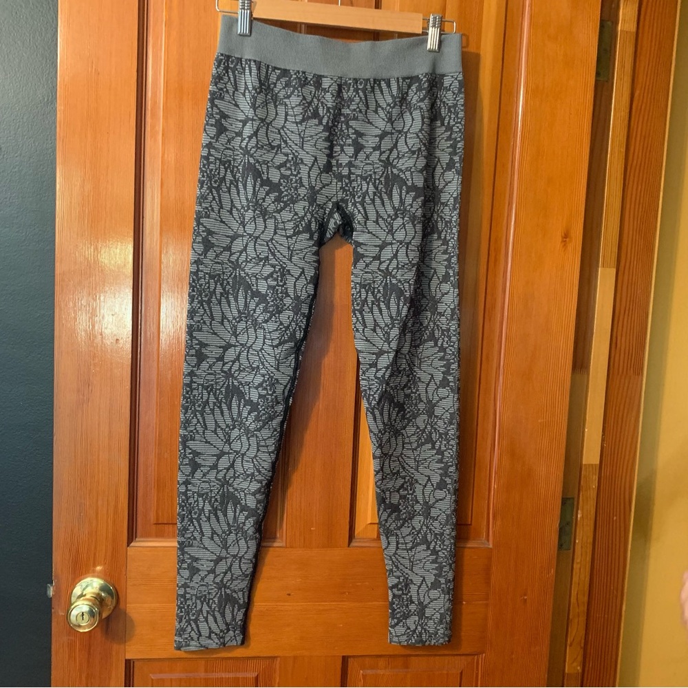 Fabletics Sebastian Seamless Legging Leggings Siz… - image 4